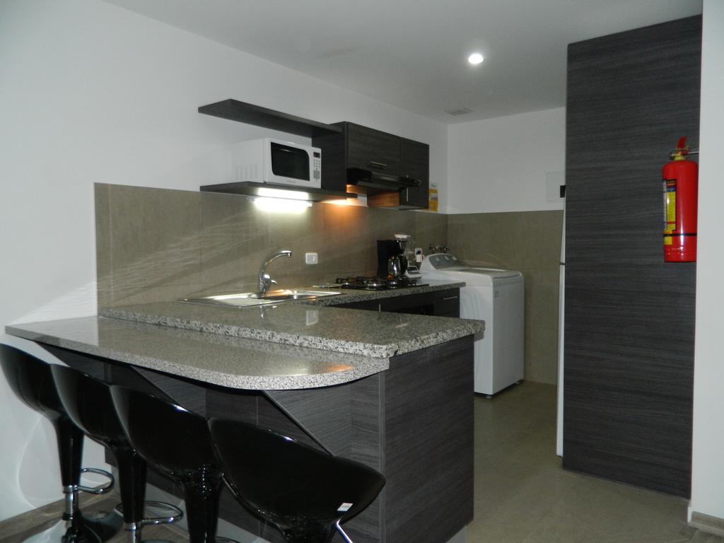Itsahome Apartments - Torre Seis Кіто Номер фото